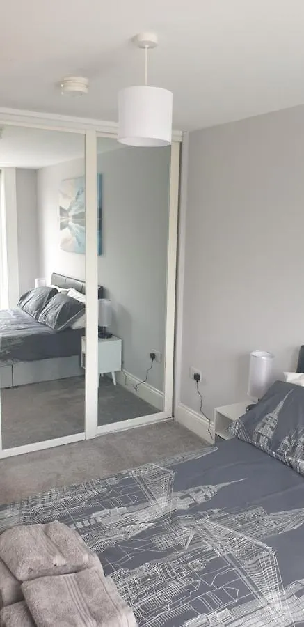 Modern 2 Bed Apartment With Parking 벨파스트 영국